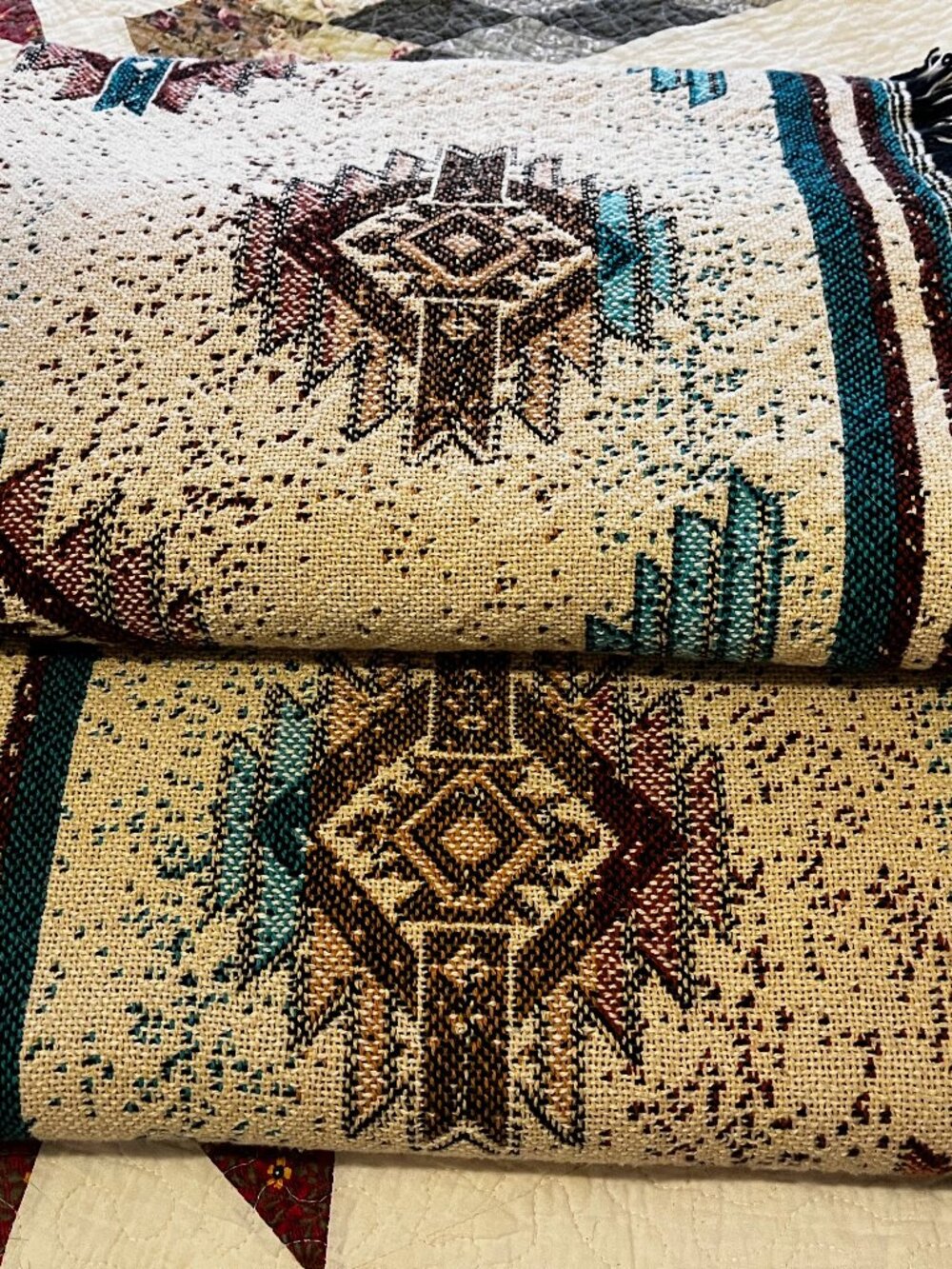 2001 Southwest Design 42" x 68" Woven Throw, set of 2